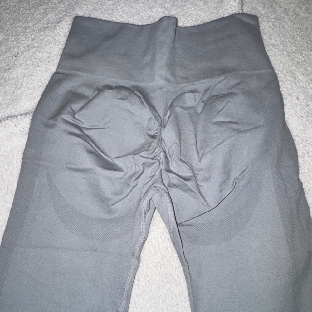 Assorted Color Workout Leggings Lot/Set - Picture 9 of 11